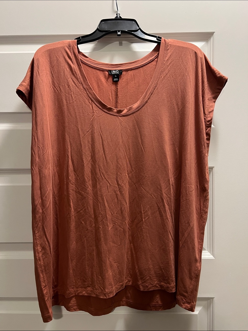 INC International Concepts Rust-Orange Scoop Neck Short Sleeve Tee